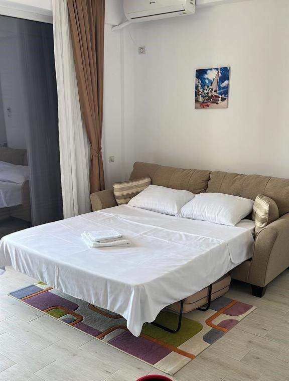 Andi Residence Năvodari Exteriér fotografie